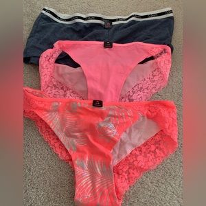 All new with tags size large.2 Pair. Fits like mediums